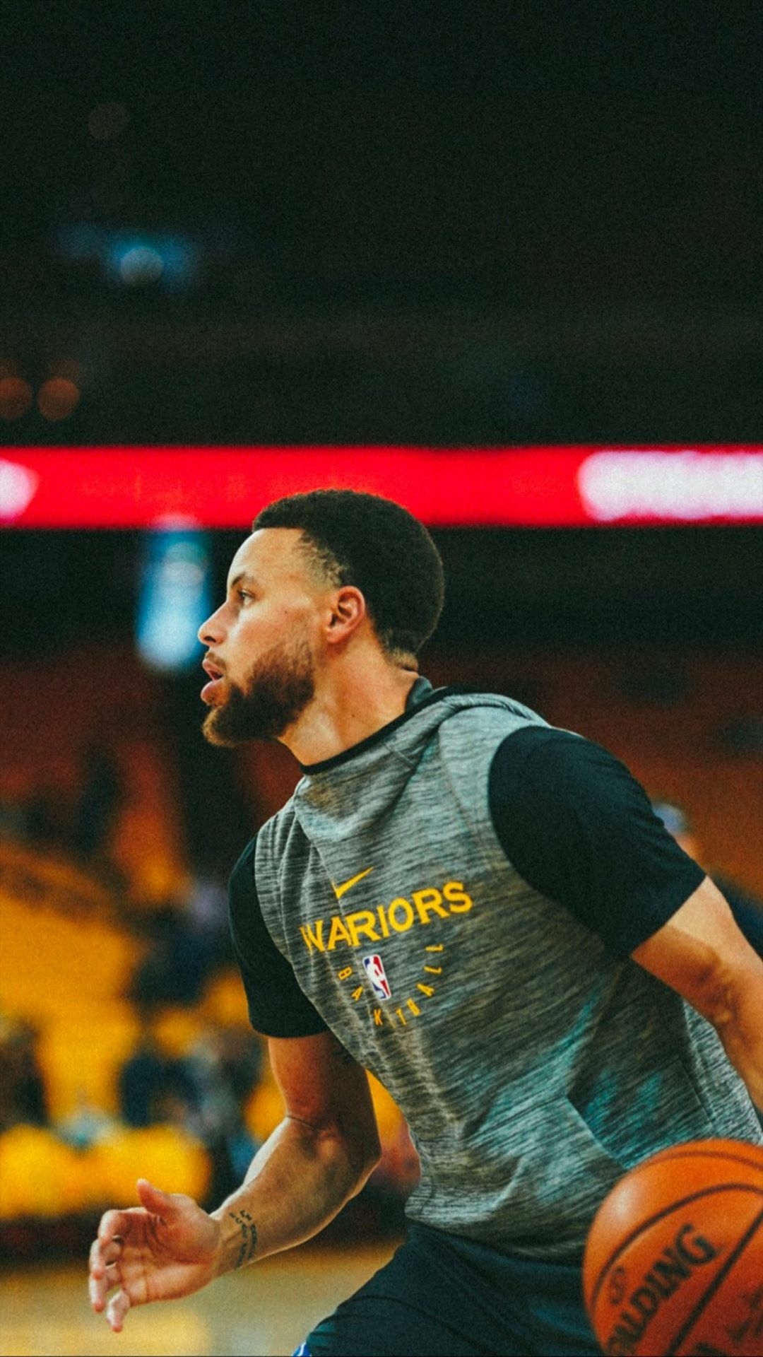 阿斯：西足协主席介入亚马尔事件；国家队和巴萨队医关系不睦（阿斯：西足协主席出面调停亚马尔风波，国家队与巴萨队医关系紧张）