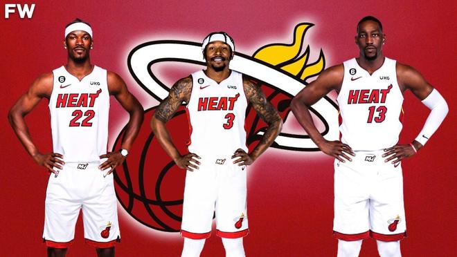 杰伦·约翰逊30+12+12助老鹰终结连败，首次连场三双（30+12+12！杰伦·约翰逊率老鹰止住连败，生涯首次连两场三双）