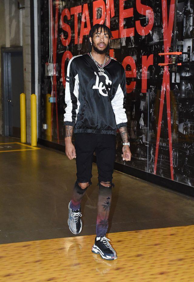 挪威上次参加世界杯还是1998年，当时哈兰德尚未出生（挪威上次亮相世界杯已是1998年，彼时哈兰德尚未出生）