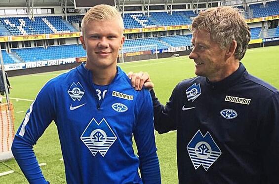 足球中超球队发布新赛季目标：冲击前四（中超球队公布新赛季目标：力争跻身前四）