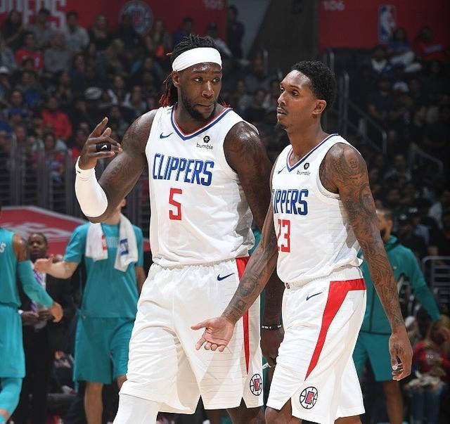 记者：皇马与毕巴赛前管理层将不进行正式会餐，两队关系很好（记者称皇马与毕巴赛前高层不设正式会餐，双方关系依旧良好）