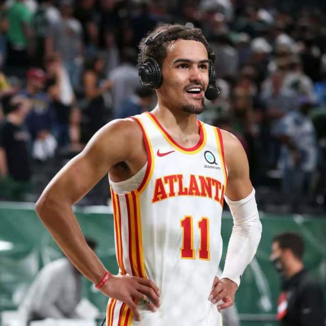 Here we go！罗马诺：维拉签下格雷米奥19岁边锋阿利松（罗马诺确认：阿斯顿维拉签下格雷米奥19岁边锋阿利松）