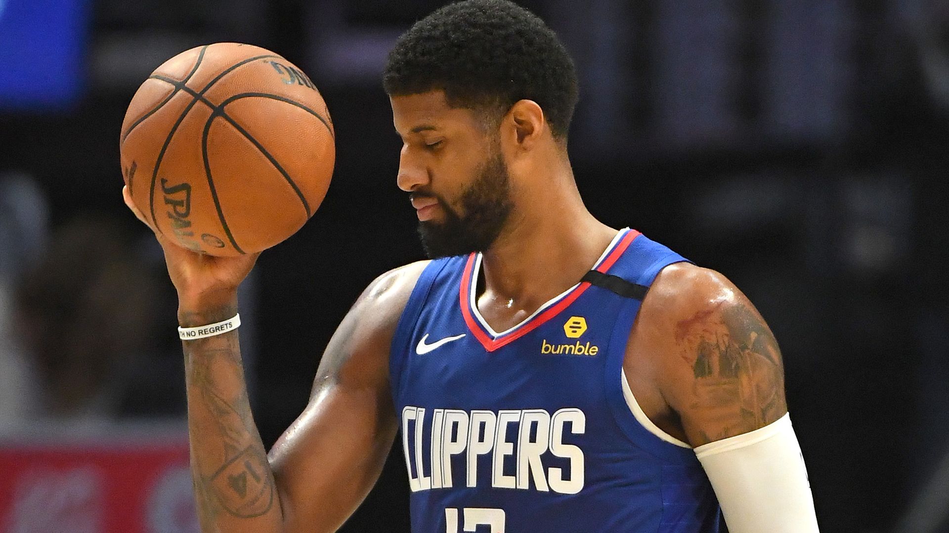 执教过多支德甲球队，记者：拉巴迪亚曾进入国足选帅最终阶段（记者称拉巴迪亚一度进入国足主帅终选，曾执教多支德甲队）