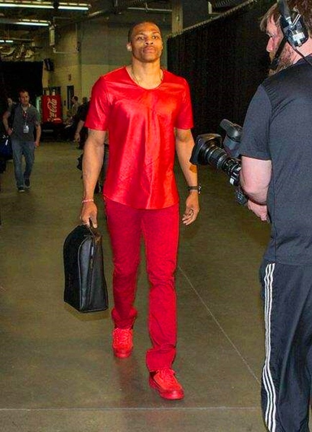 D站米兰哥第14集：绝佳的临场调整和神奇的美国队长（D站米兰哥第14期：出色的临场应变与不可思议的美国队长）