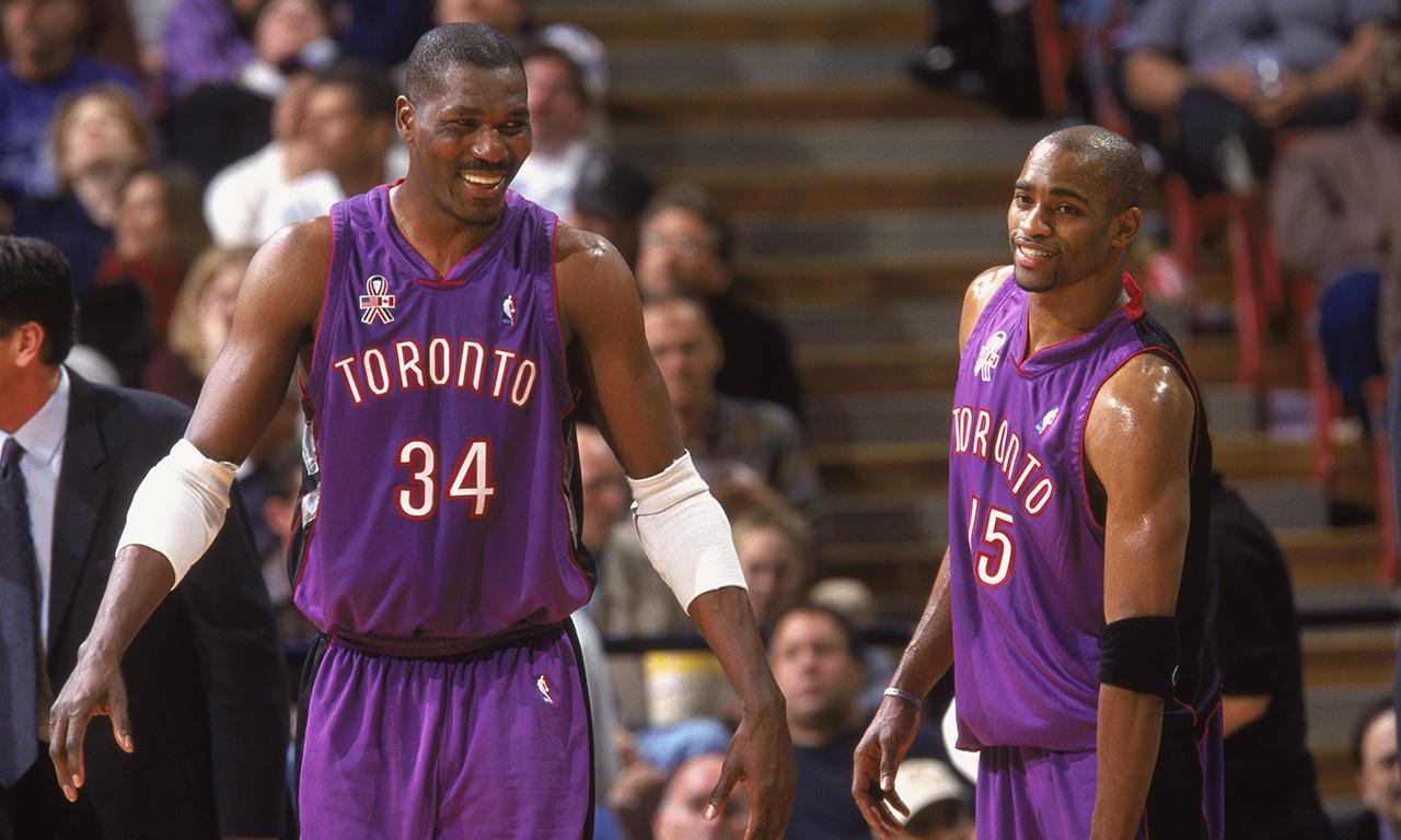 官方：切尔西签下19岁后卫哈托，转会费4418万欧签约至2032年（官宣：切尔西以4418万欧引进19岁后卫哈托，合同至2032年）