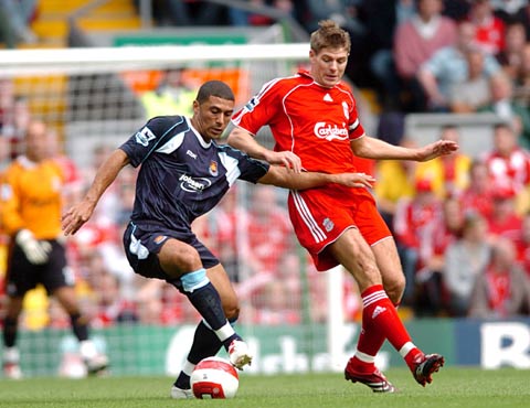 友好，巴萨今天上午把训练设施借给埃尔切全队用于恢复训练（巴萨今早友好借出训练基地 供埃尔切全队恢复训练）